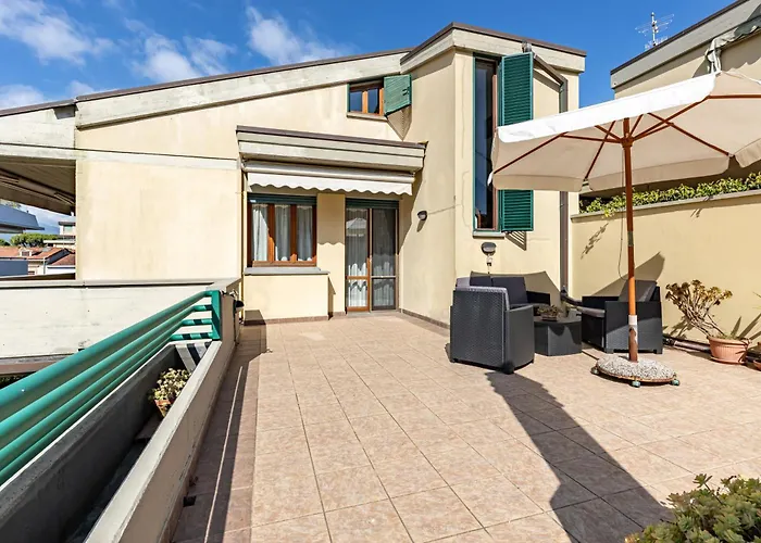 Apartment Guesthost - Two-levels With Terrace And Parking